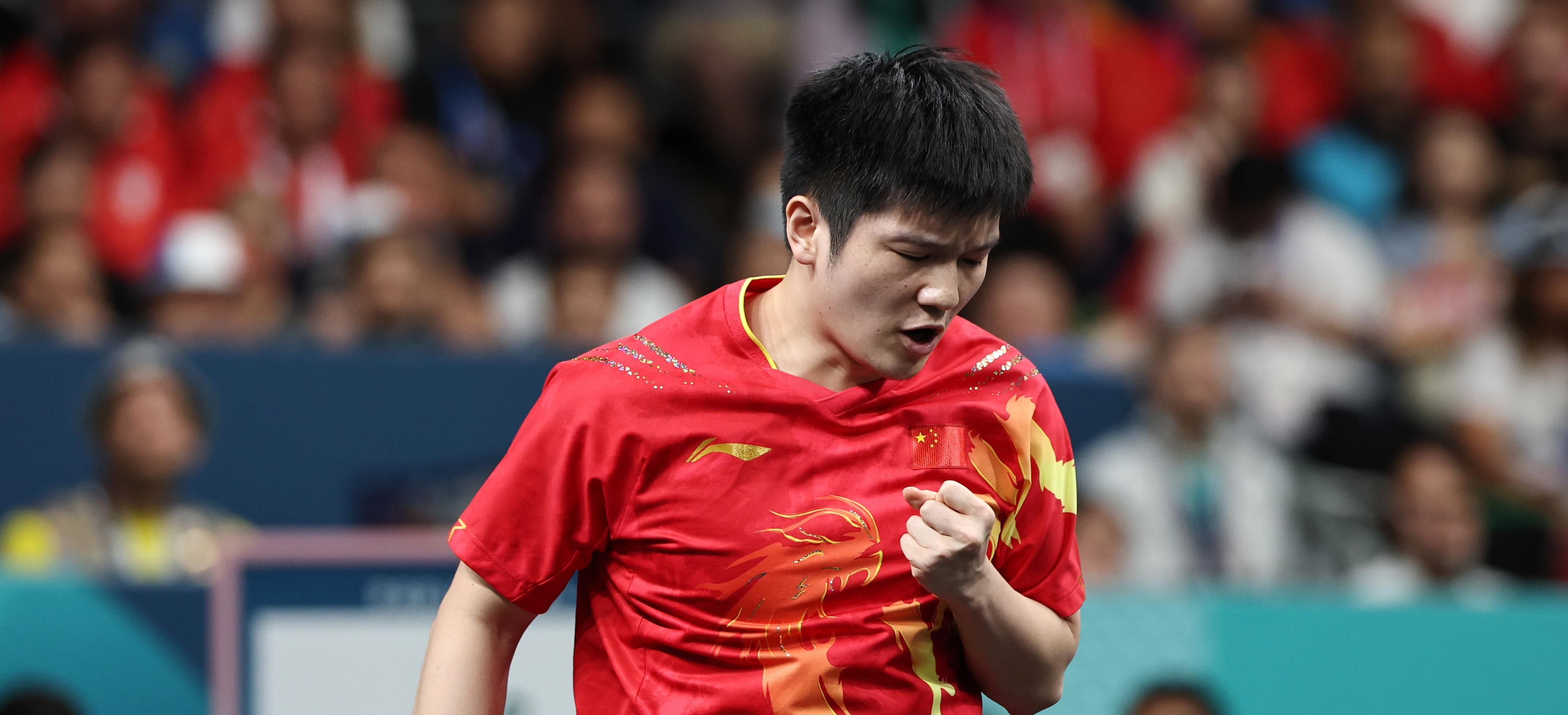 英国乒乓球队鏖战日本乒乓球队，马龙高光表现的简单介绍