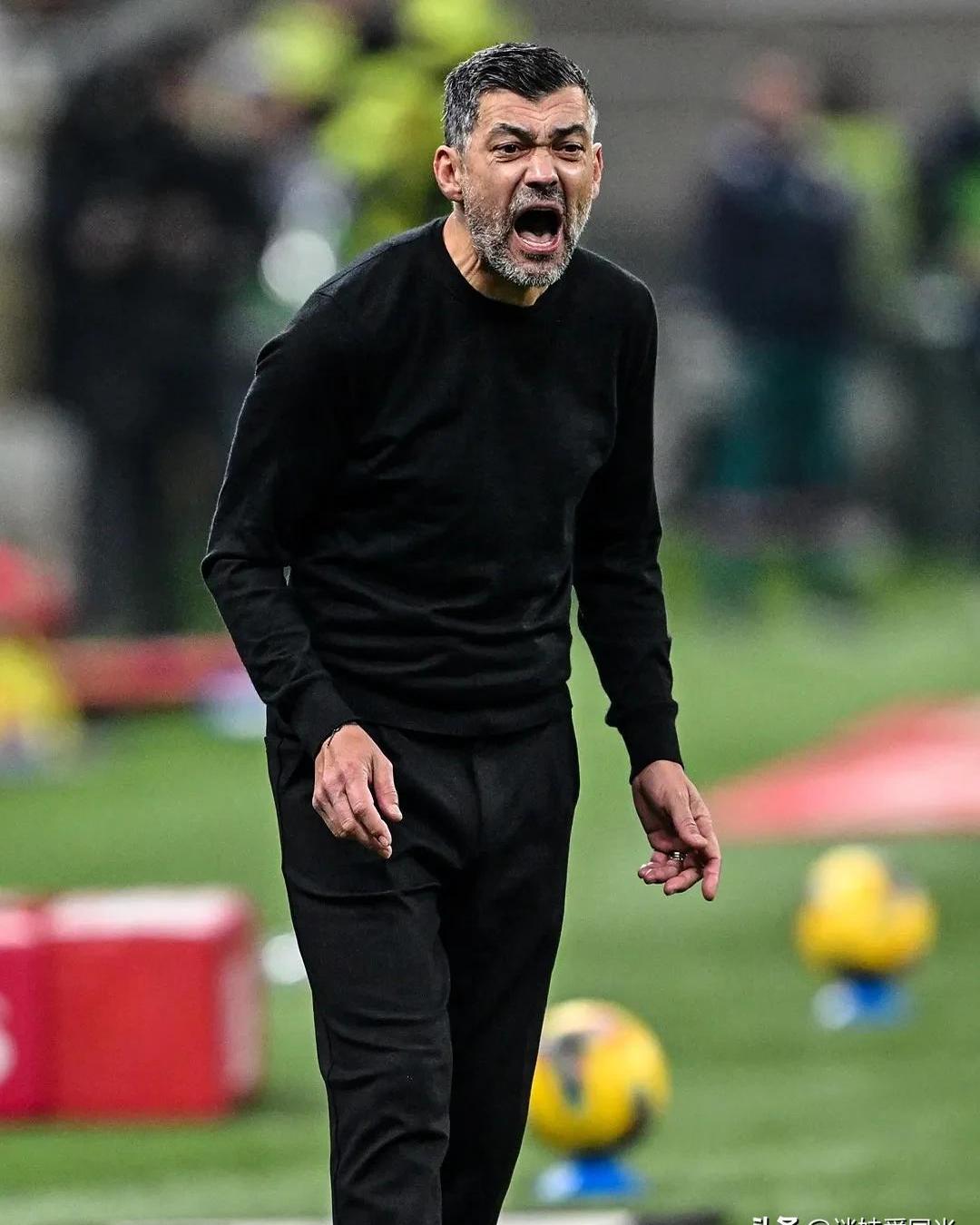 加拿大力克AC米兰,乔瓦尼·雷纳完成帽子戏法的简单介绍 加拿大力克AC米兰,乔瓦尼·雷纳完成帽子戏法的简单介绍