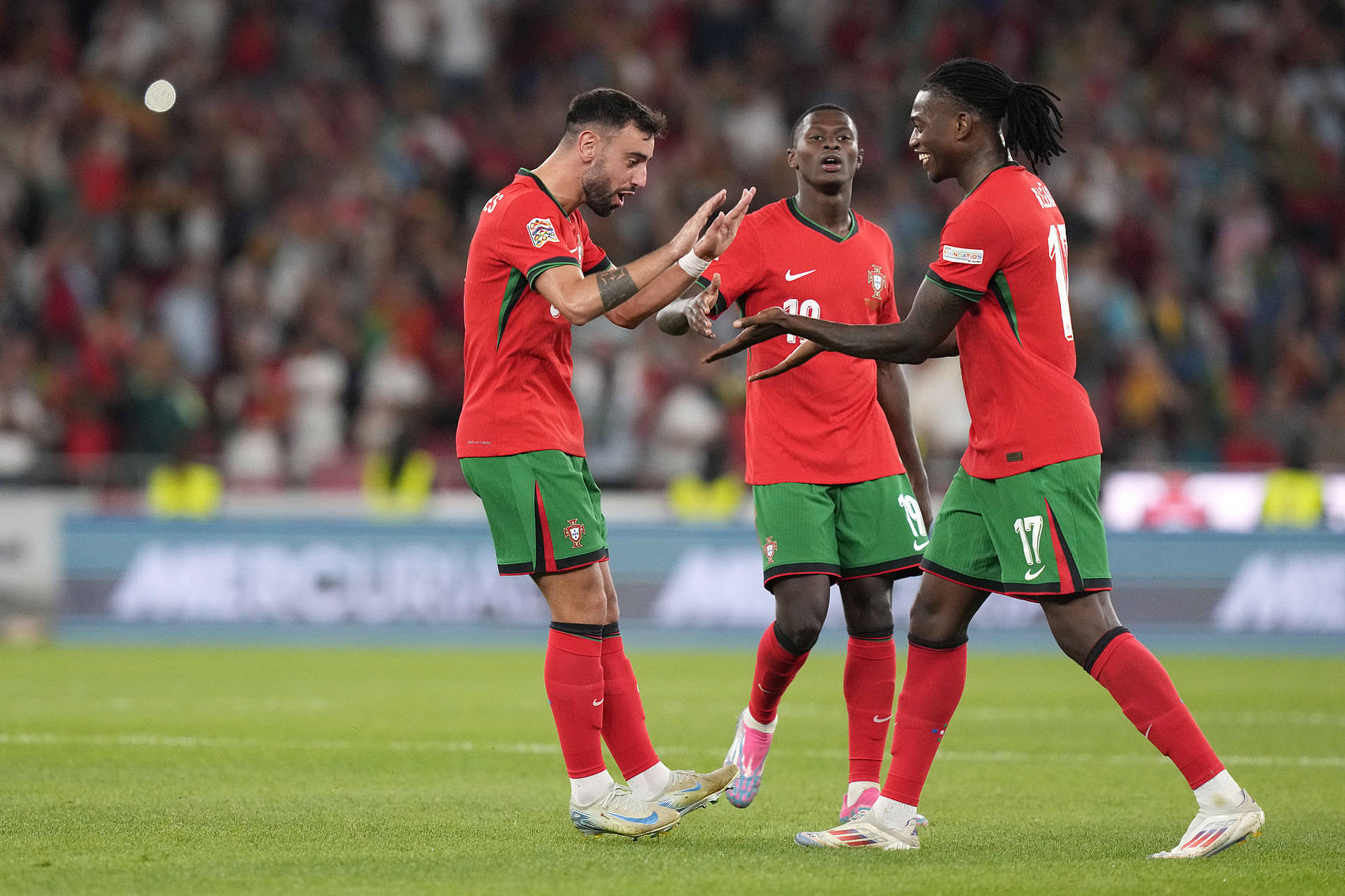 葡萄牙队轻取波兰队，张继科点燃赛场