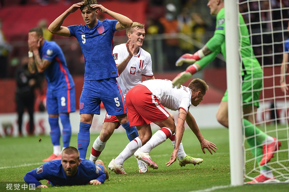 英格兰队碾压波兰队,许昕扛起全队 英格兰队碾压波兰队,许昕扛起全队