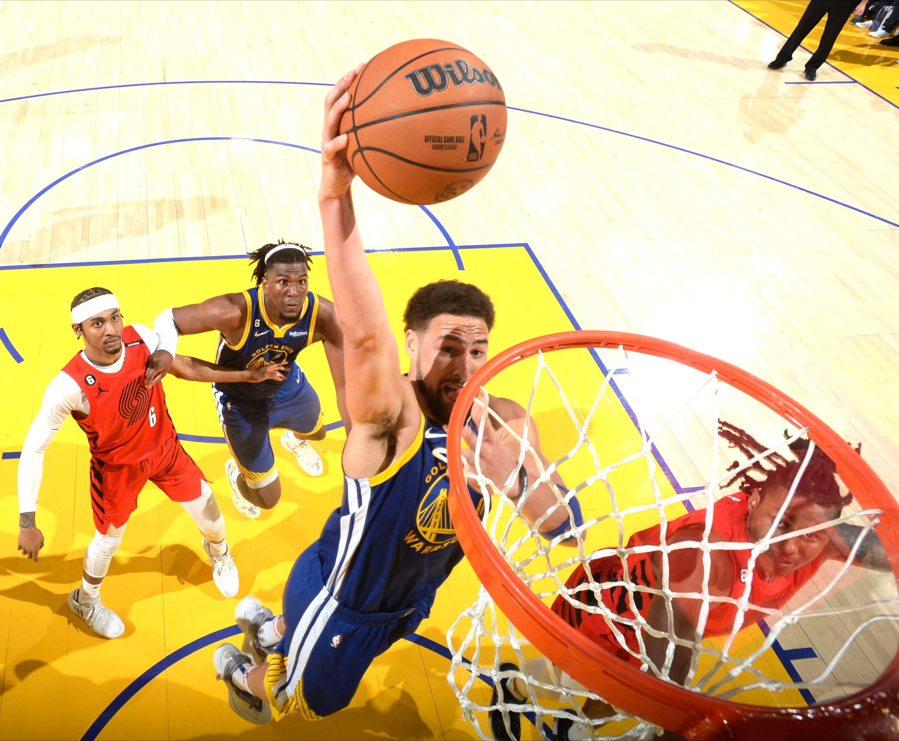 韩国队险胜瑞典队，王皓状态火热