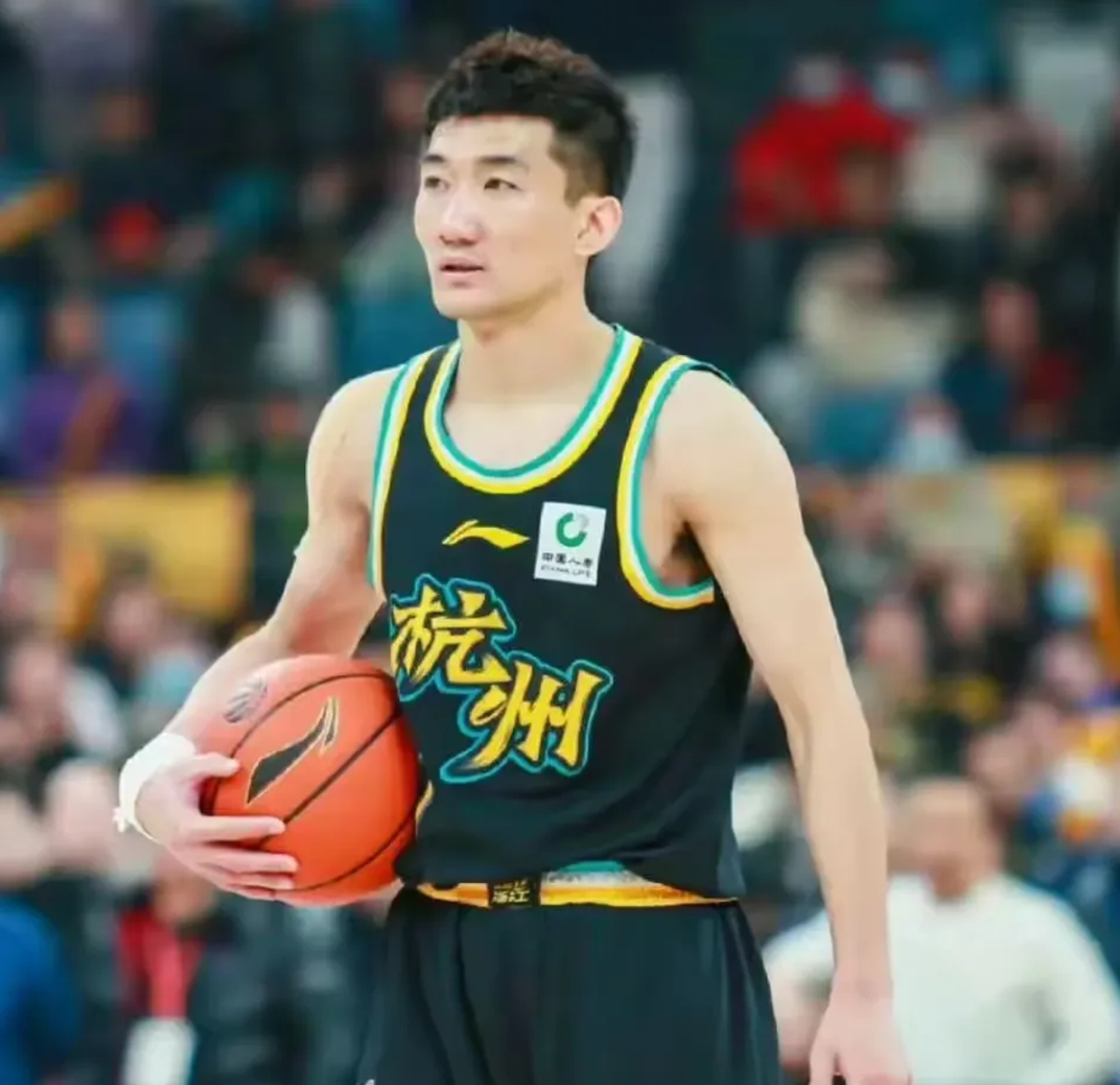 深圳队逆转凯尔特人，孙铭徽状态火热