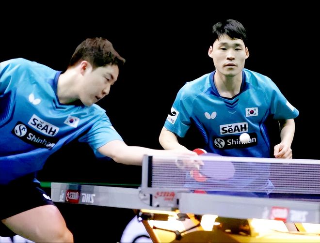 韩国队险胜英格兰队，奥恰洛夫统治全场