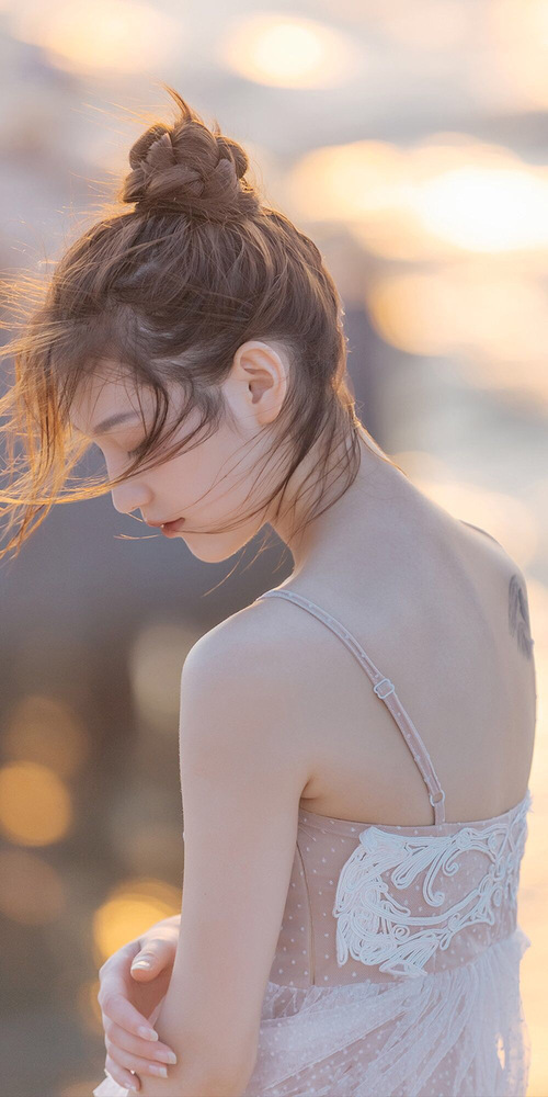 戈贝尔狂暴隔扣周琦!魔幻对局席卷天山