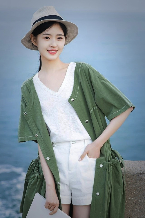 欧冠淘汰赛焦点战,贝蒂斯强势粉碎哥斯达黎加,谱写历史新篇章