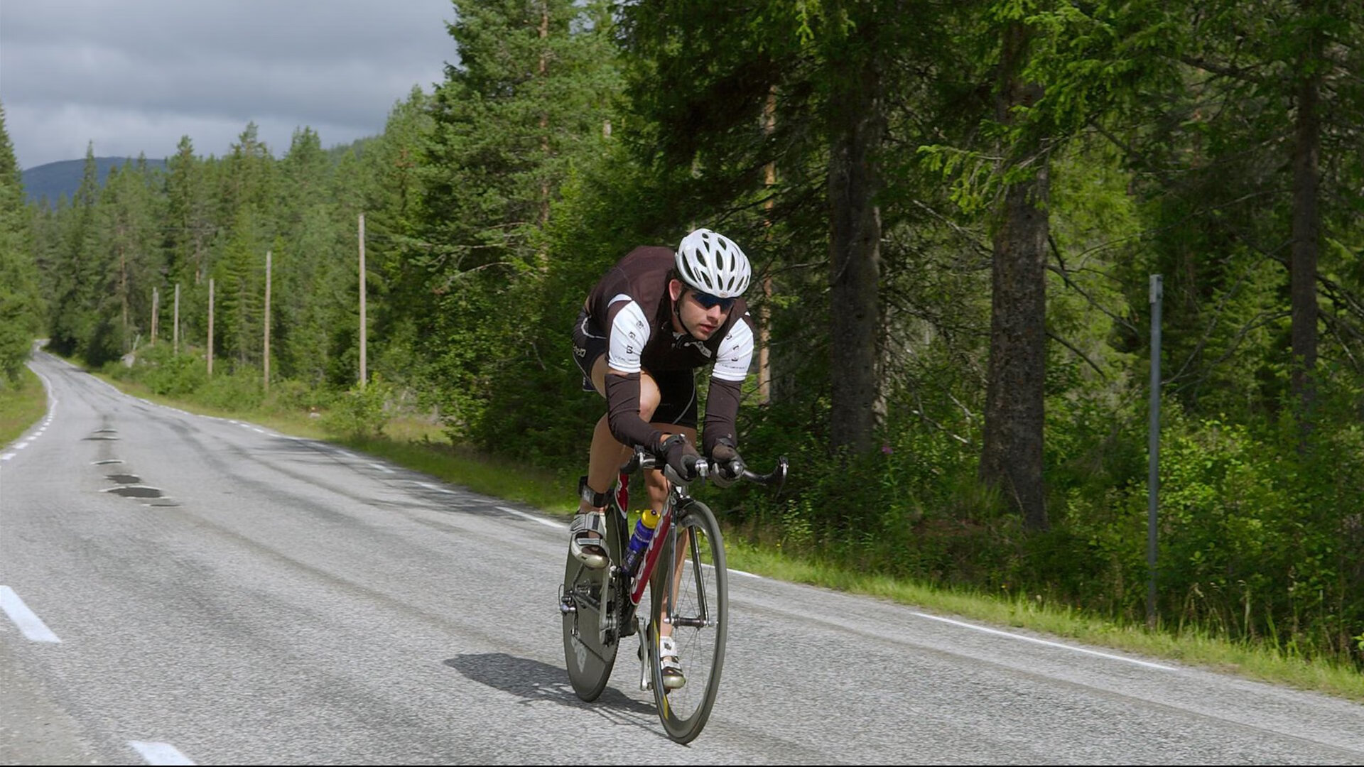 冷门不冷!字母哥导演逆袭,活塞掀翻奇才