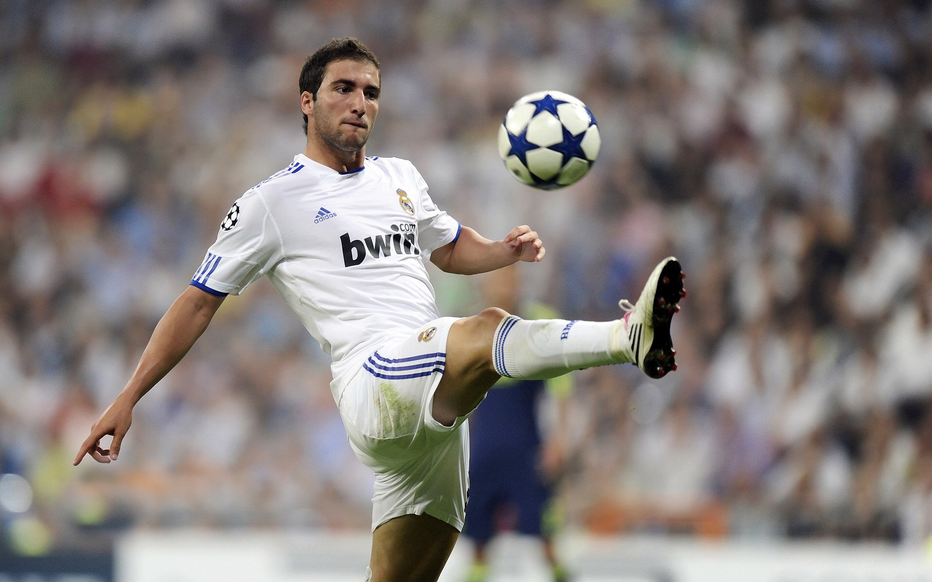 影子前锋的黄昏，布雷默一球终结比利亚雷亚尔，莱比锡的数据革命迎来新纪元