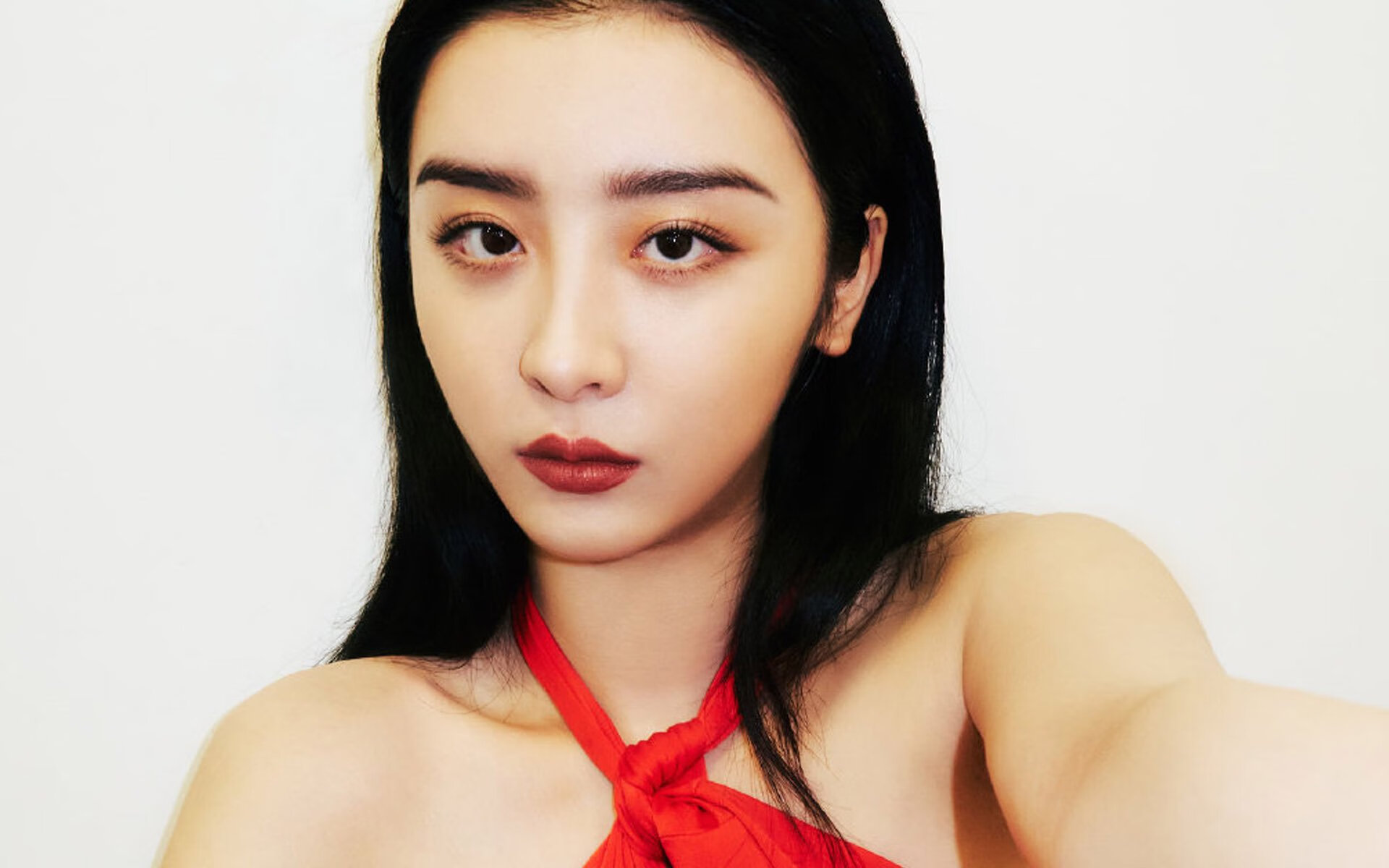 冰岛寒霜终场绝杀,克瓦拉茨赫利亚的永恒里程碑,当北欧神话压过非洲之光